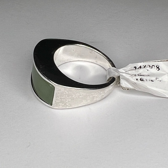 VERDE Retired Premier Designs Ring, Size 8 (US) - Picture 4 of 4